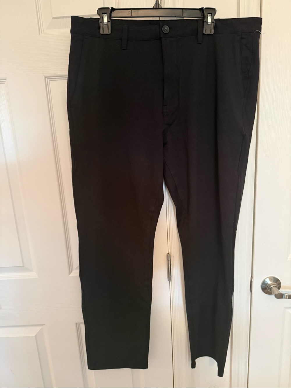 Men's Black Dress Pants - Sleek Tailored Look